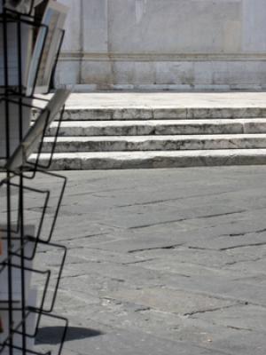 Dome Stairs in Lucca - Vadehra Treskow - auf - Array - Dome Stairs in Lucca - Vadehra Treskow - auf - Array -